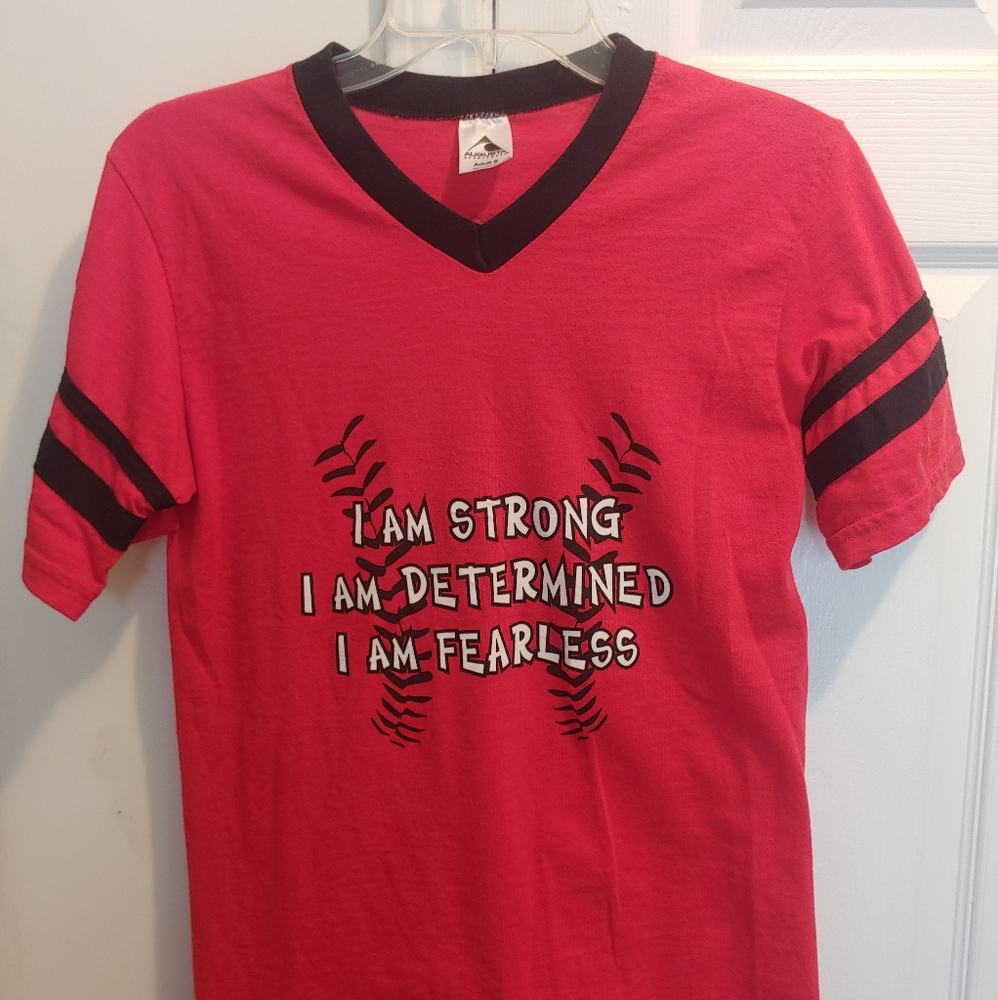 Georgia Bulldogs Mom's Vintage Style V-Neck Tee